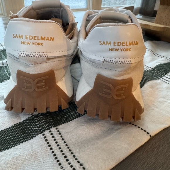 Sam Edelman Women’s Cream and Brown Sneakers - Picture 4 of 5